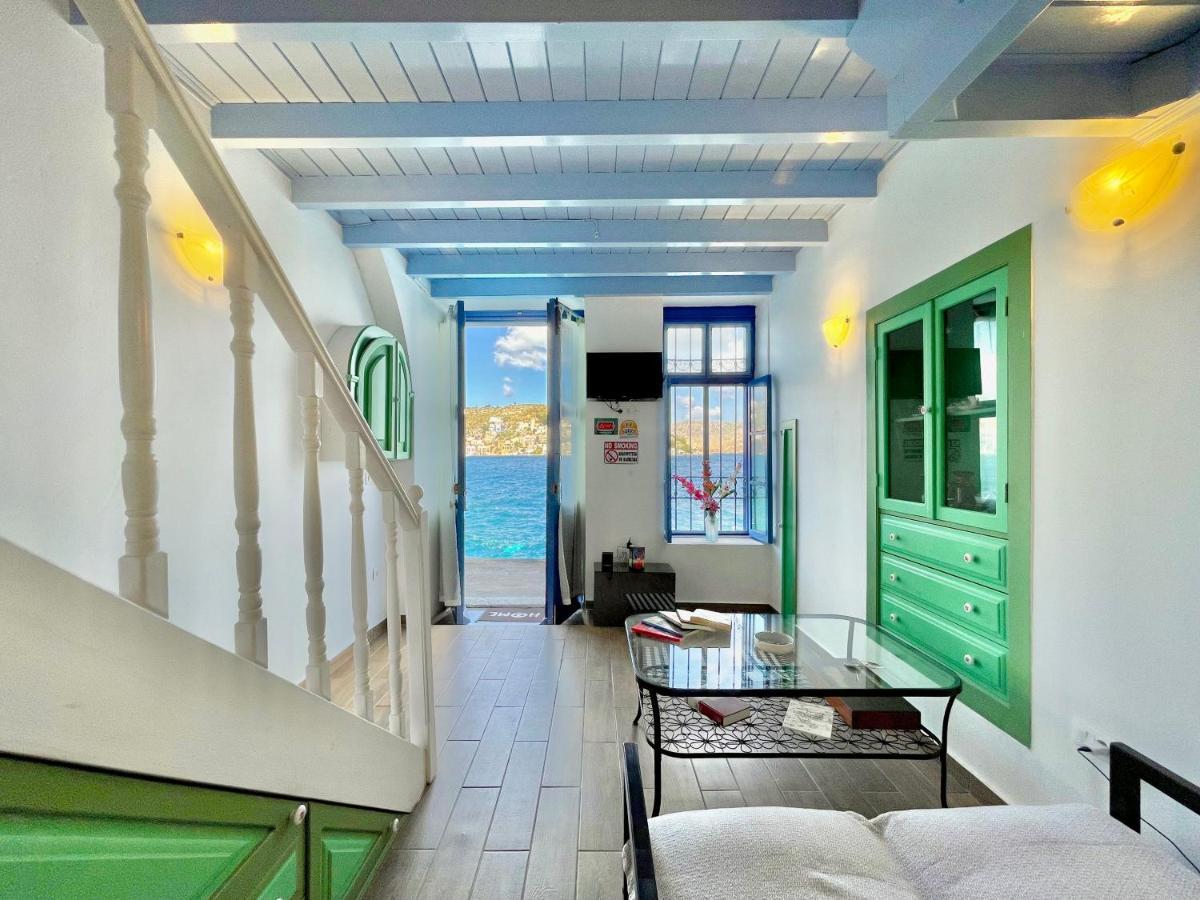 Ferienwohnung Seafront - Harbour View , Pitini 2 Symi Exterior foto